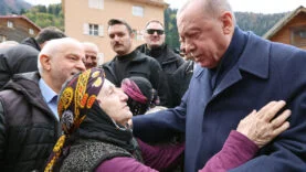 Cumhurbaşkanı Erdoğan'a Rize'de sevgi seli