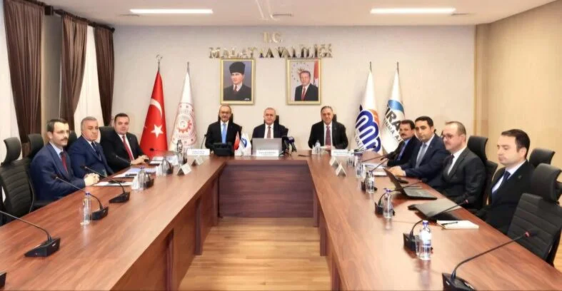 G82z7KhWMAAx1Yi-664x443